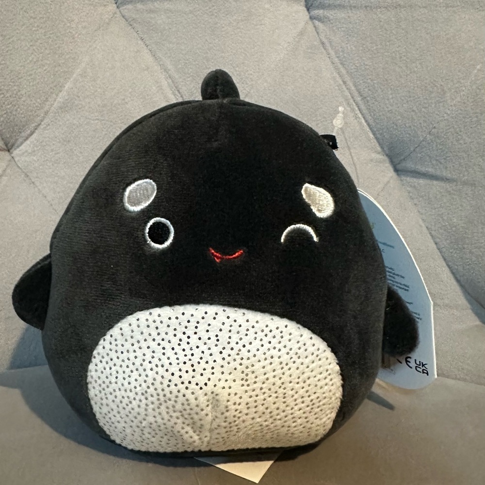 squishmallow killer whale Kai 5 inch stuffy plush